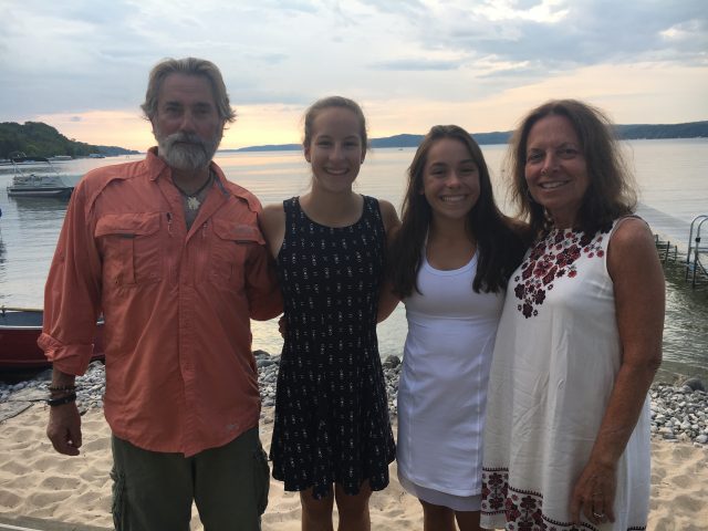Robyn Nethnagel Family on Beach